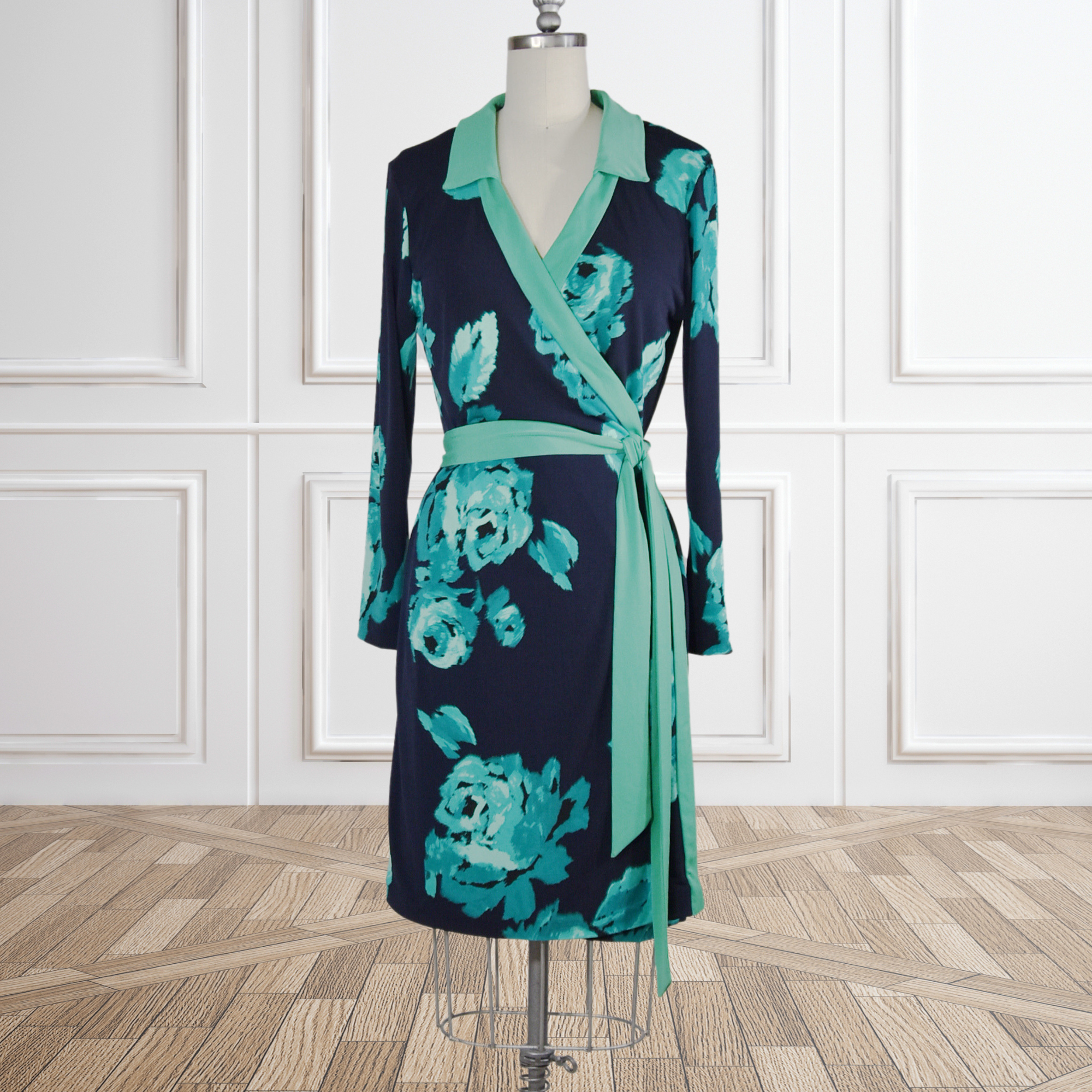 Amandine Ladies Wrap-Around Dress Sewing Pattern Amandine Ladies Wrap-Around Dress Sewing Pattern